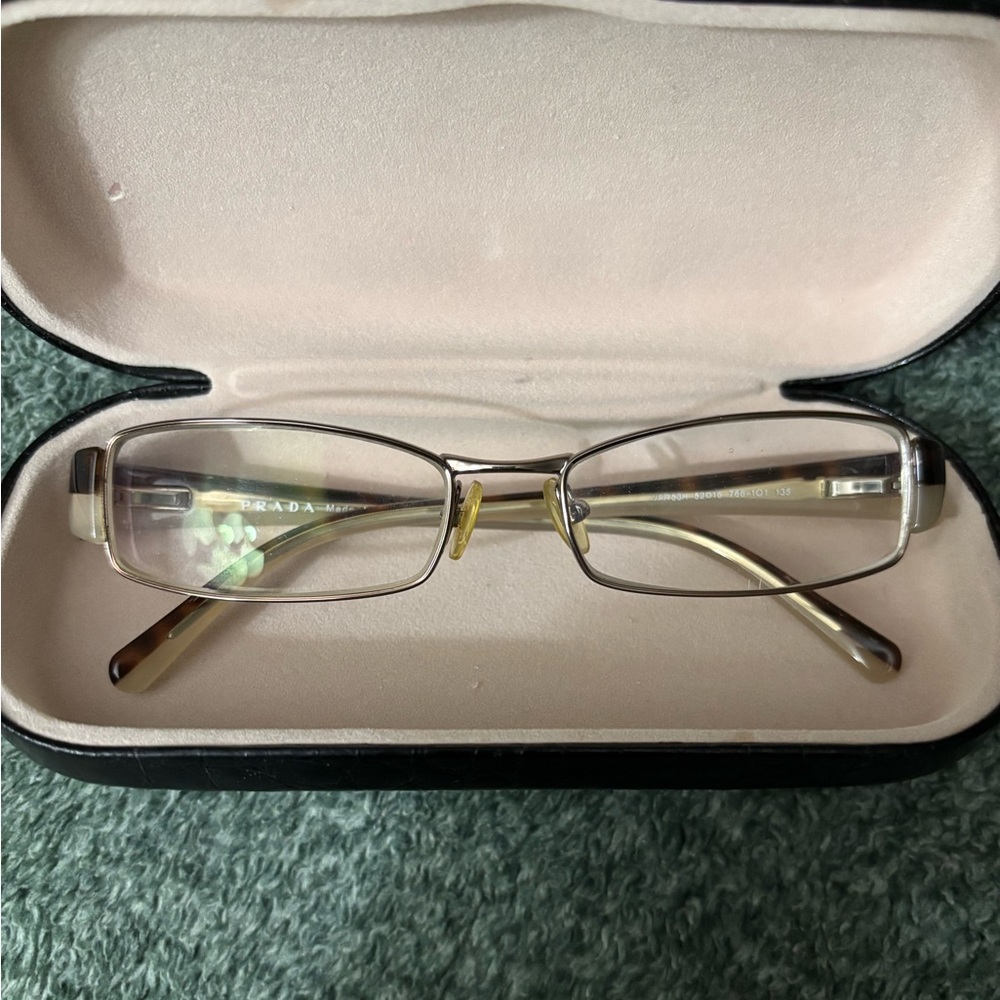 PRADA AUTHENTIC EYESGLASSES